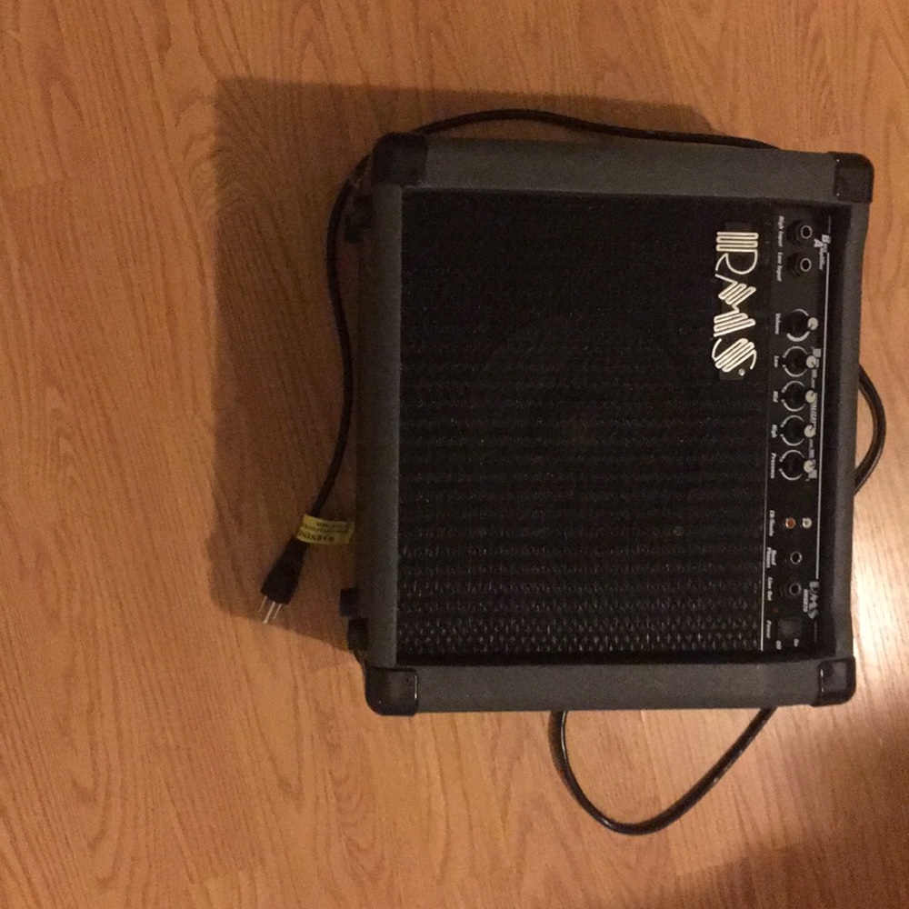 RMS Guitar Amp